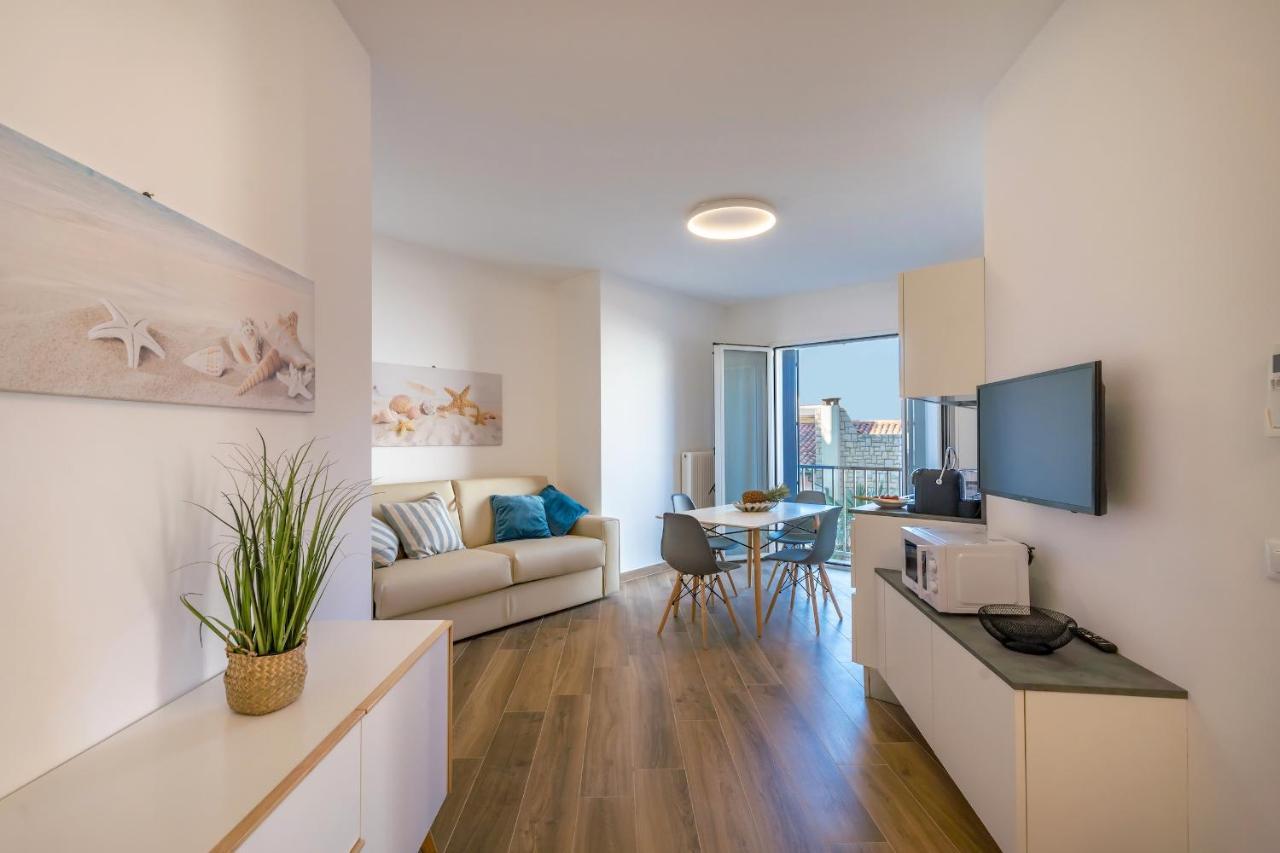 Ferrari Apartments Levante Каорле Экстерьер фото